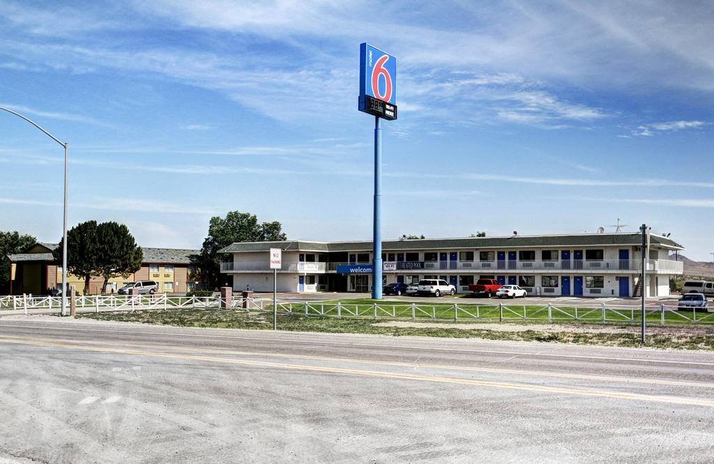 Motel 6 Wells Eksteriør billede