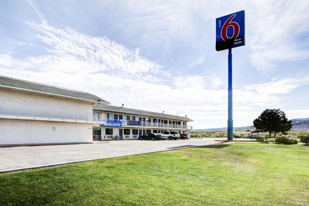 Motel 6 Wells Eksteriør billede