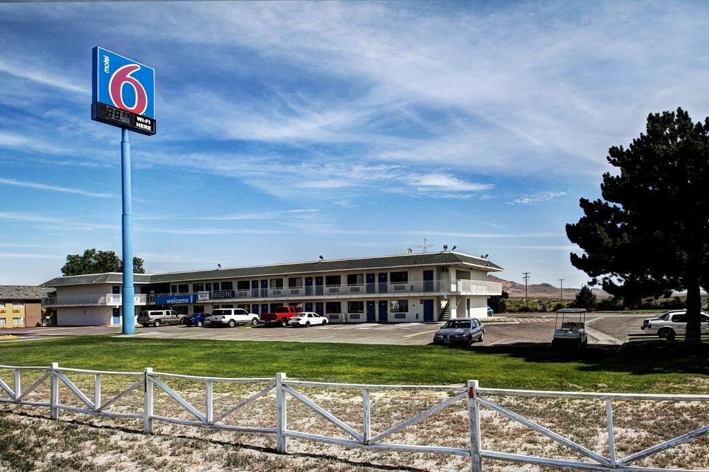 Motel 6 Wells Eksteriør billede